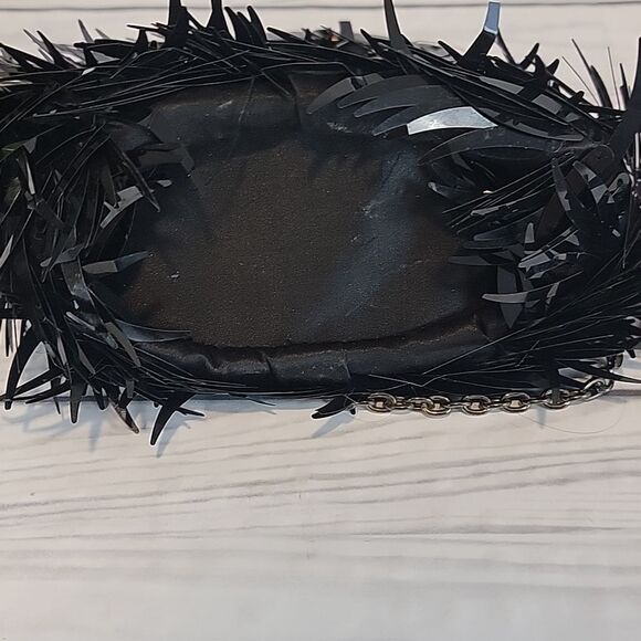 Franchi black sequined mini clutch with chain - Picture 5 of 11